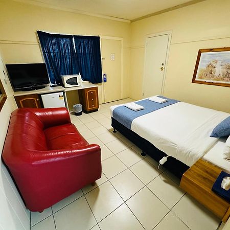 Ardeanal Motel West Wyalong Exterior foto